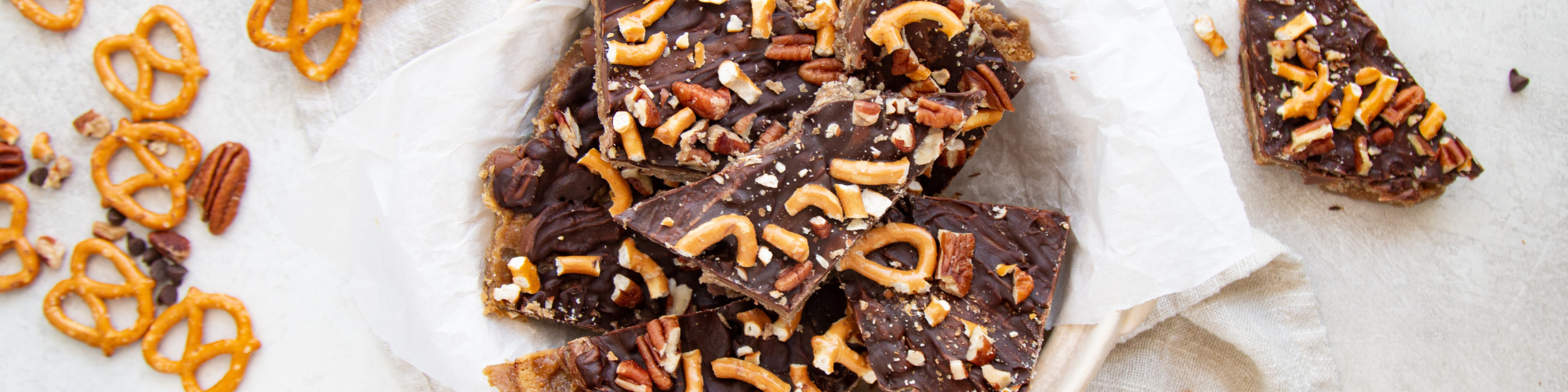 Naughty & Nice Candy Bark